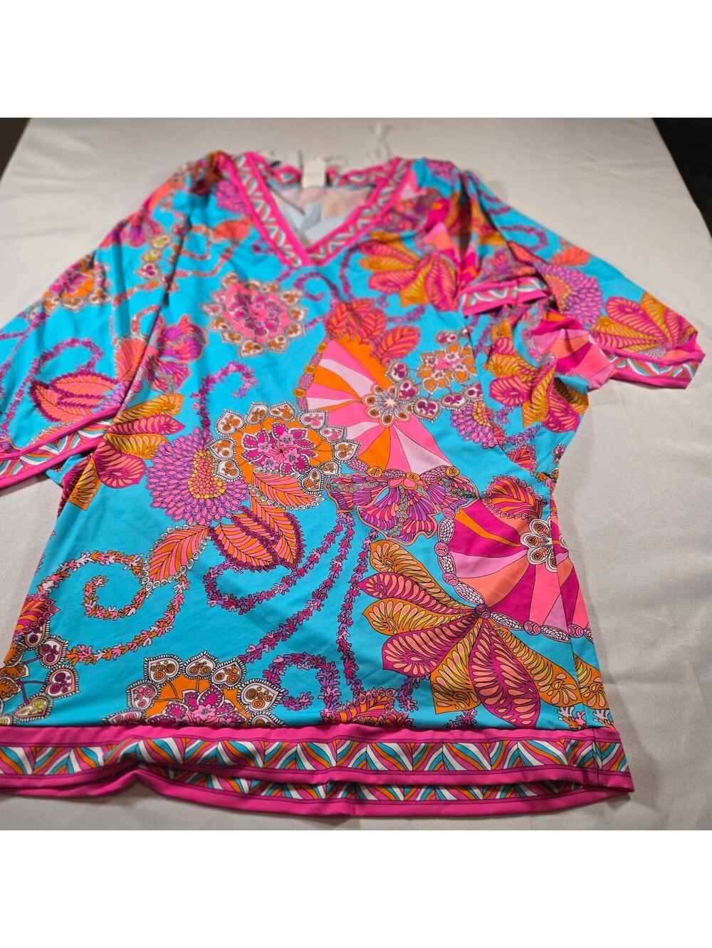 Trina Turk Women's Vibrant Floral Print V-Neck Swim Coverup Size XL NWT Ret $152